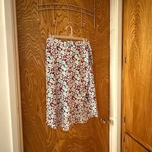 LOFT Floral A-Line Skirt in Pink and White